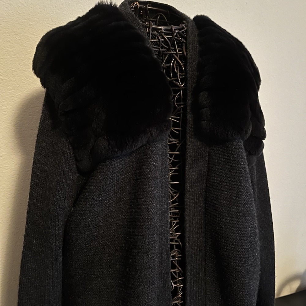 Magaschoni Women's‎ Open Front Cardigan M Wool Blend Rabbit Fur Trim Mob Wife